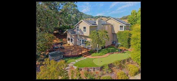 5BR/3BA Single Family House on Woodleaf Ct · Novato photo 4