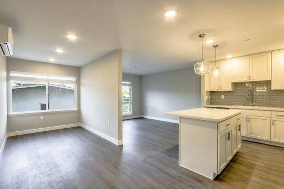 1BR/1BA Apartment · Walnut Creek photo 3
