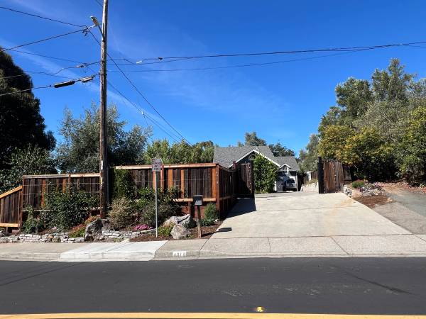 4BR/3BA Single Family House on Milano Way · Martinez photo 4