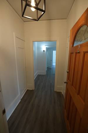 1BR/1BA Apartment · Oakland photo 2