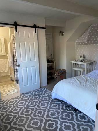 Apartments on Old Santa Cruz Hwy · Holy City photo 4