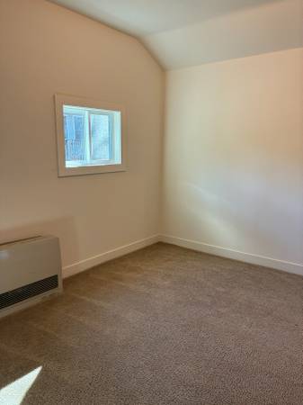 2BR/1BA Single Family House on Arnold Dr · Eldridge photo 5