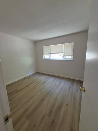 2BR/1BA Apartment on Corte Lenosa Ave. · Greenbrae photo 2