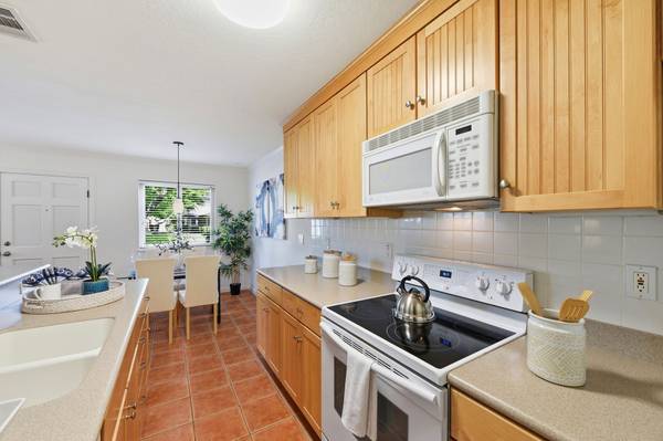 2BR/1BA Condo on Watson Dr. · Campbell photo 4