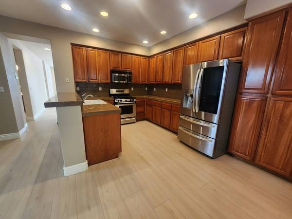 4BR/3BA Single Family House · Danville photo 5
