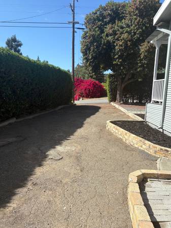 2BR/1BA Single Family House · Fremont photo 4