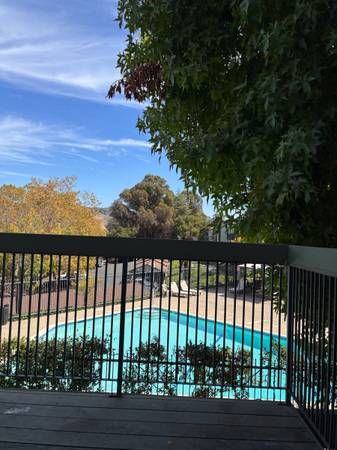 2BR/1BA Apartment on San Pablo Dam Road · El Sobrante photo 2