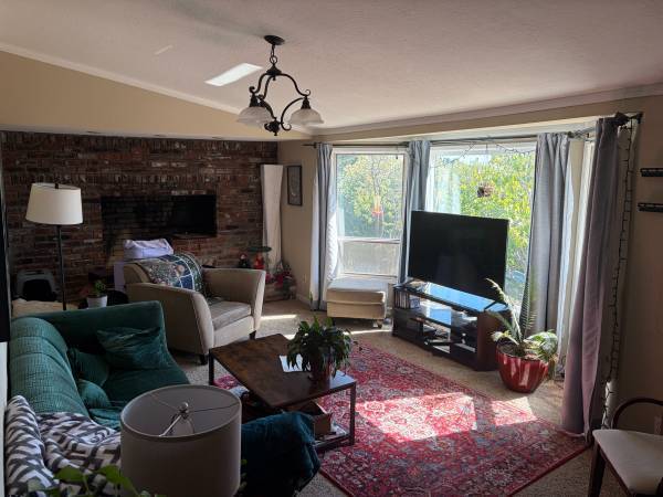 Others on Overlook Drive · Walnut Creek photo 2