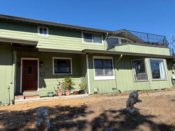 Others on Overlook Drive · Walnut Creek photo 4