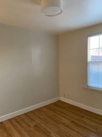 2BR/1BA Apartment · Berkeley photo 4
