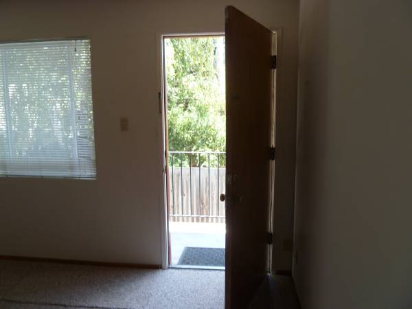 1BR/1BA Apartment · Berkeley