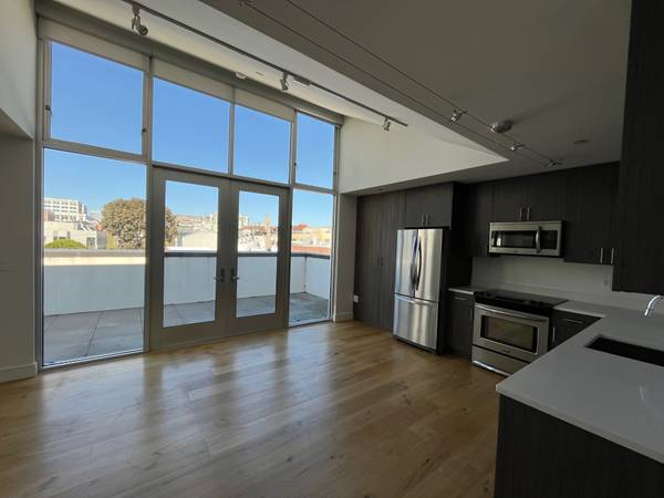 Apartments on Ritch St · San Francisco photo 2