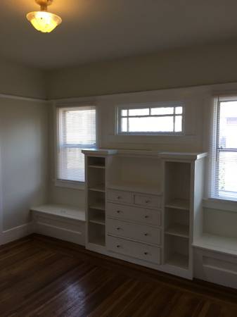 1BR/1BA Apartment · Oakland photo 4