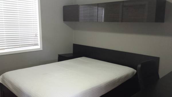 1BR/1BA In Law Adu · Menlo Park photo 4