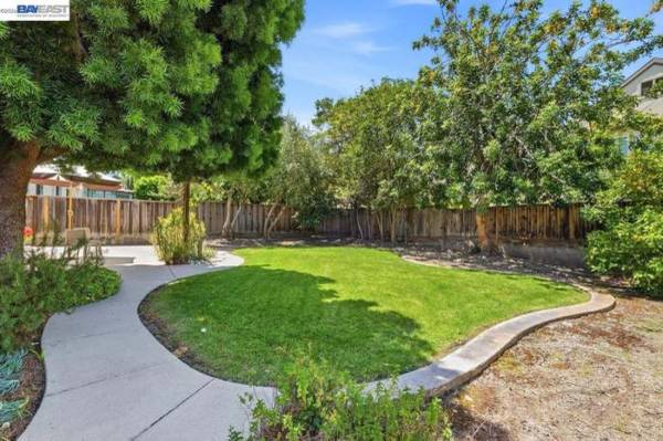 3BR/2BA House · Fremont photo 3