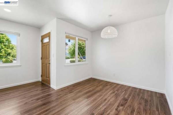 3BR/2BA House · Fremont photo 5