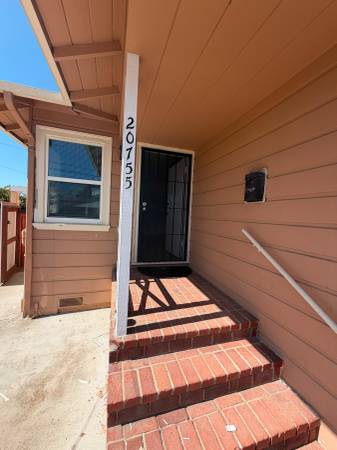 2BR/1BA Single Family House on Agnes Ln · Hayward