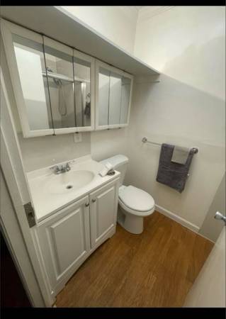 2BR/1BA Single Family House · Oakland photo 4