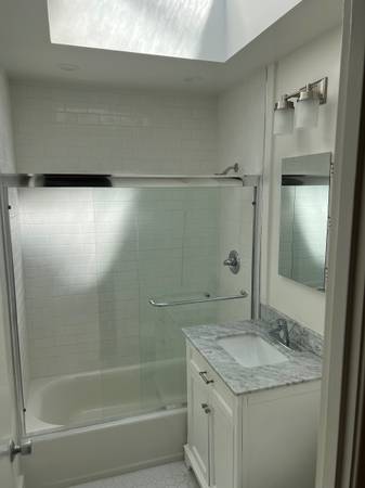 1BR/1BA Apartment · San Francisco photo 2