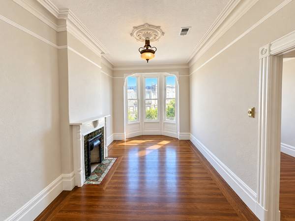 3BR/1BA Flat · San Francisco photo 2