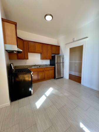 1BR/1BA Apartment · San Francisco photo 5