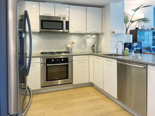 1BR/1BA Apartment · San Francisco photo 2