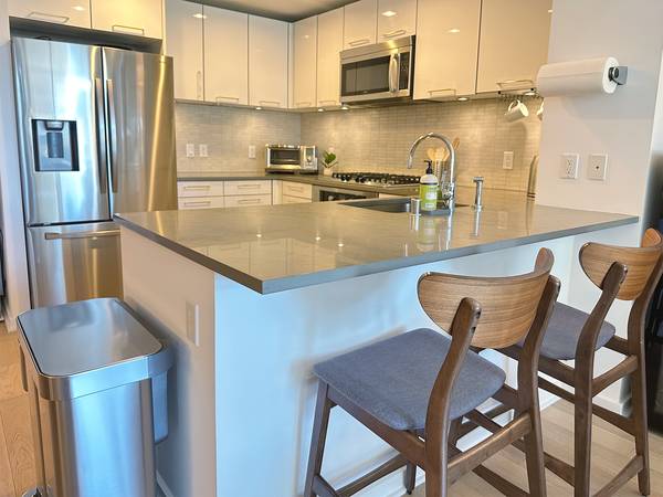 1BR/1BA Apartment · San Francisco photo 3