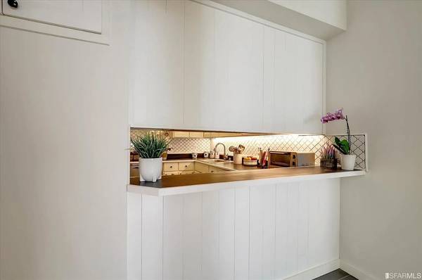 3BR/1BA Loft · Oakland photo 4