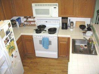 1BR/1BA Condo on Everson Dr · Santa Cruz photo 2