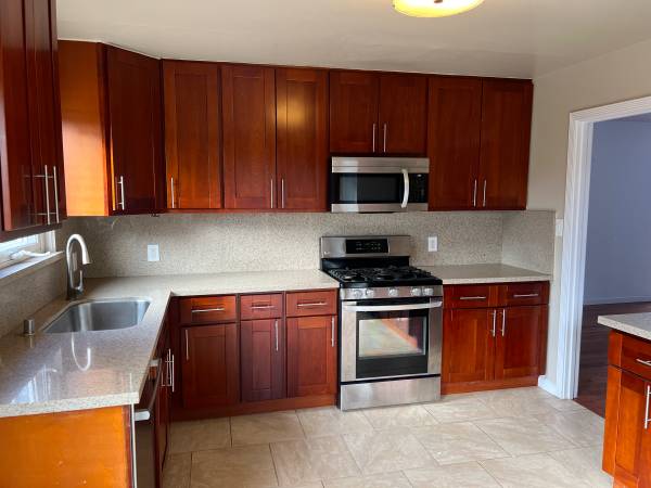 2BR/1BA Single Family House · Belvedere Tiburon photo 5