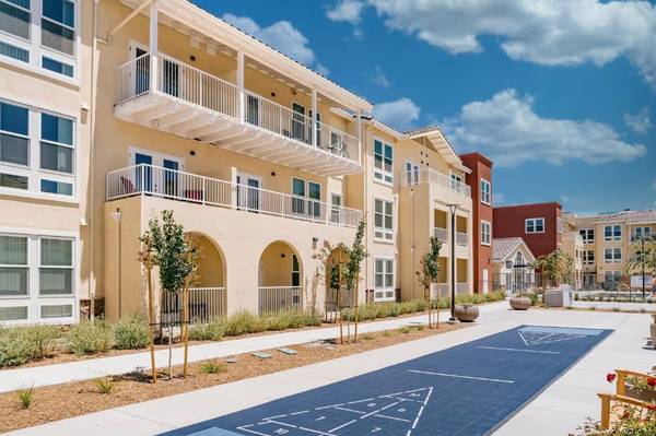Apartments on Main St · Antioch photo 3