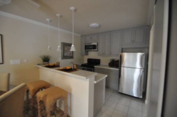 2BR/1BA Apartment · Pleasant Hill photo 5