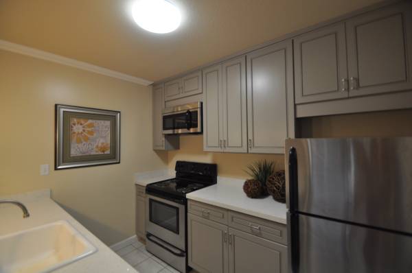 2BR/1BA Apartment · Pleasant Hill