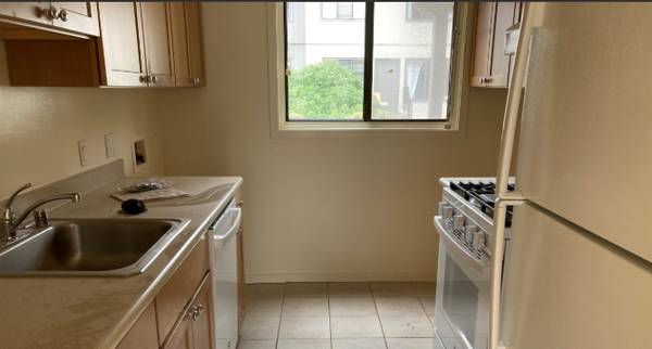 3BR/1BA Apartment · San Francisco photo 3