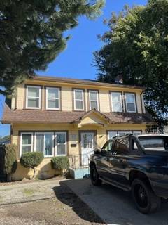 3BR/2BA Single Family House on Princeton St · Hayward