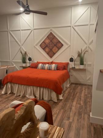 0BR/1BA In Law Adu on Chalk Hill Rd · Windsor