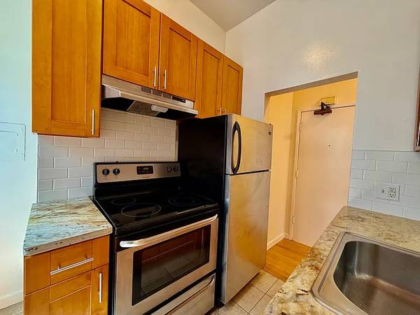 1BR/1BA Apartment · San Francisco photo 3