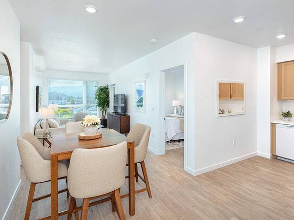 Apartments on Blossom Hill Rd. · San Jose photo 4