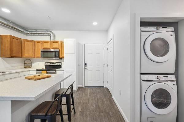 Apartments on & 755 Wilson Street · Santa Rosa photo 2