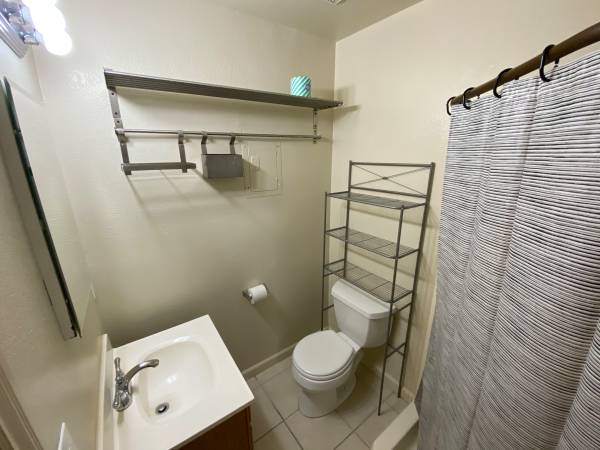 0BR/1BA Apartment · Petaluma photo 5