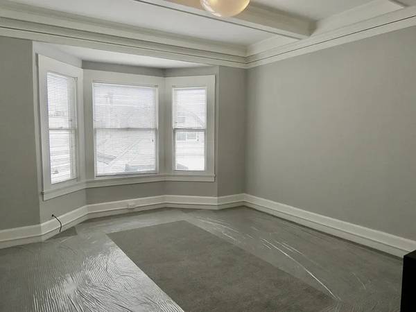 2BR/1BA Flat on Geary Blvd · San Francisco