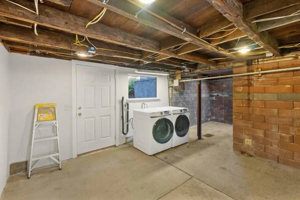 2BR/2BA House · Redwood Estates photo 4