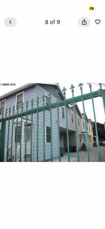 3BR/2BA Townhouse · Oakland photo 3