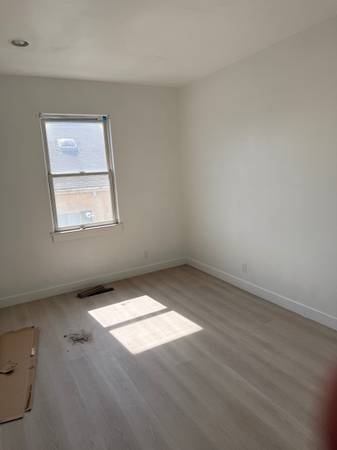3BR/2BA Townhouse · Oakland