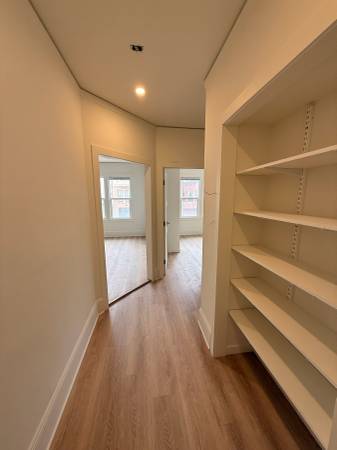 2BR/1BA Apartment · San Francisco photo 4