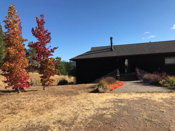 3BR/2BA Single Family House · Boonville photo 3