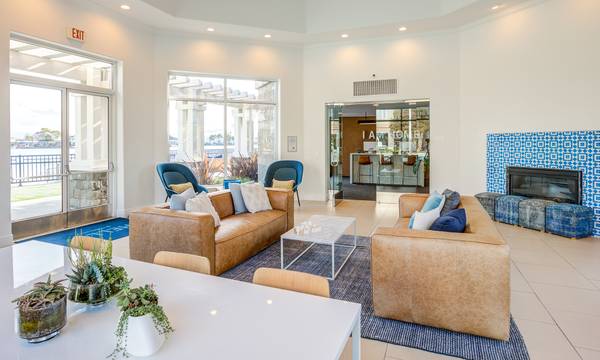 3BR/2BA Apartment · San Mateo photo 5