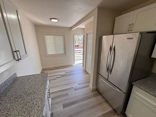 2BR/2BA Single Family House · Oakland photo 5