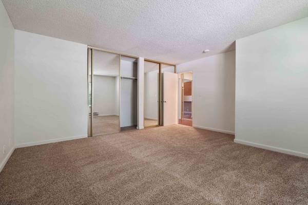 Apartments on S Winchester Blvd · Campbell photo 5