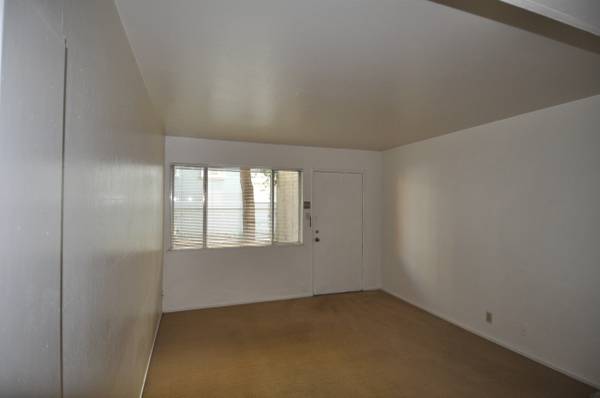 1BR/1BA Apartment · Berkeley photo 2